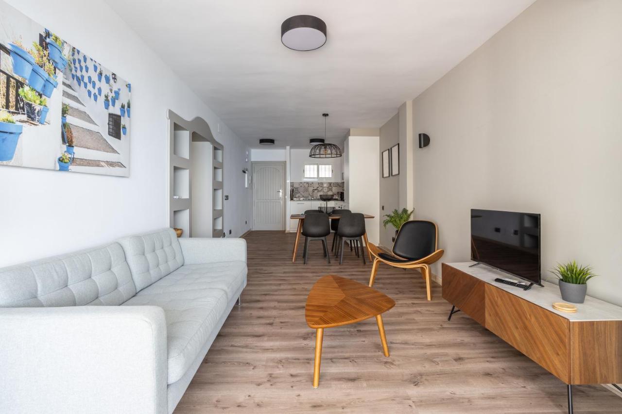 Stylish Apartment With Sea View ネルハ エクステリア 写真