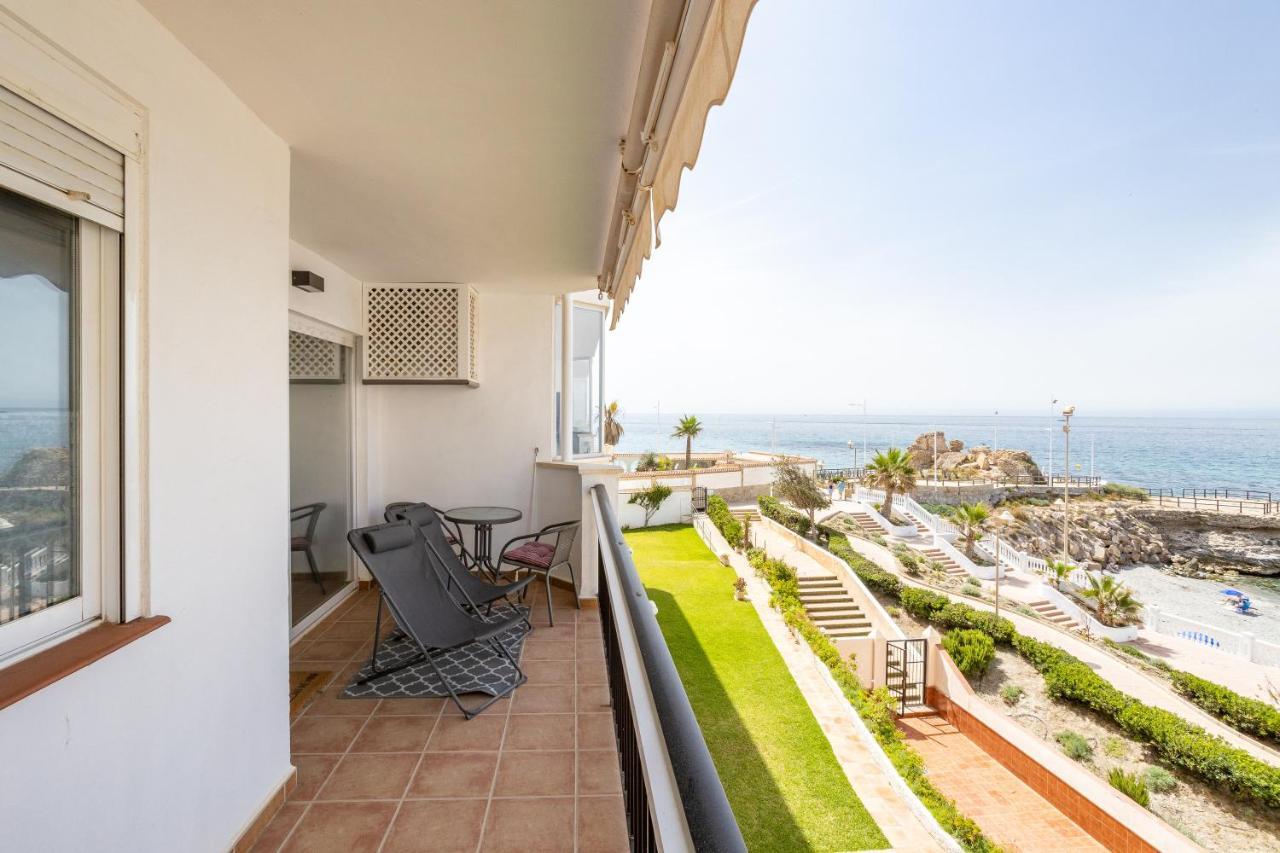 Stylish Apartment With Sea View ネルハ エクステリア 写真